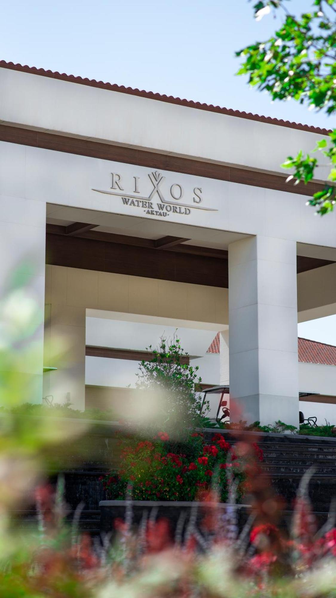 Rixos Water World Aktau - Theme Park Free Access Hotel Exterior photo
